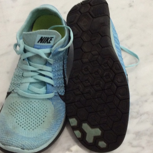 SOLD - Picture 3 of 4