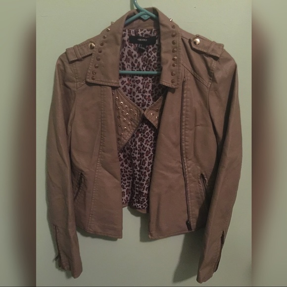 Leather jacket - Picture 1 of 1