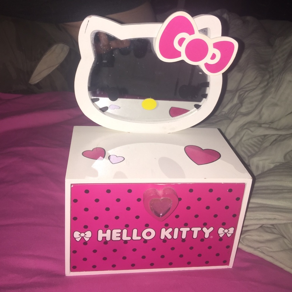 Hello Kitty Jewelry Box! Removable Mirror
