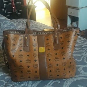 MCM Medium size tote
