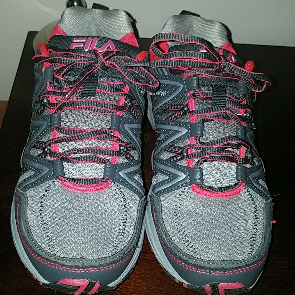 Fila hiking trail running sneakers