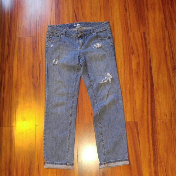 Low Rise Ripped Boyfriend Jeans - Picture 2 of 4