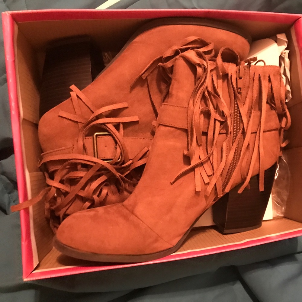 Brown fringed booties