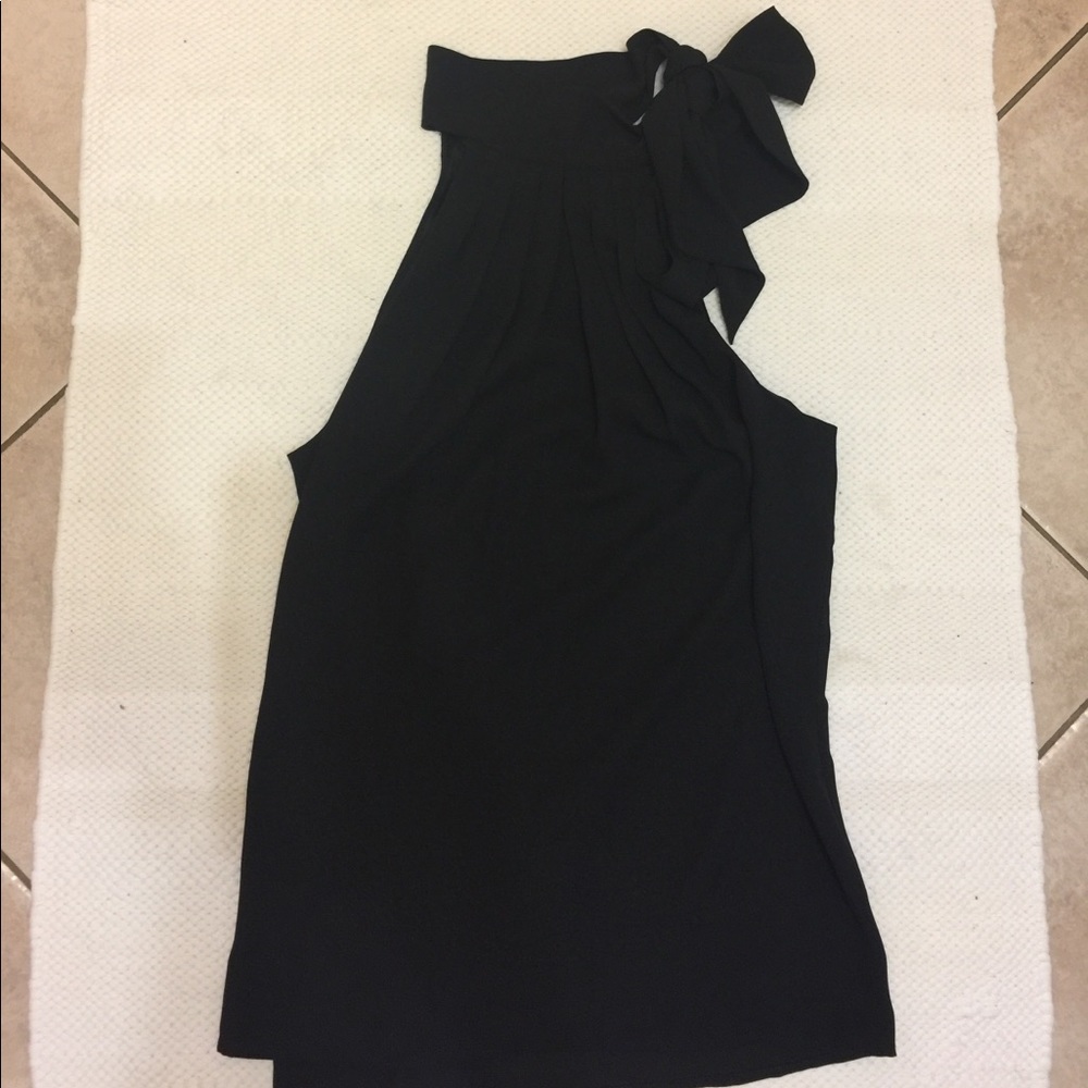 Black high neck tank
