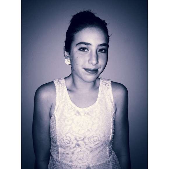 Meet your Posher, Sophia - Picture 1 of 1