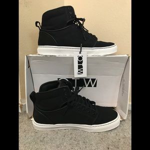 OTW Black Alomar Vans
