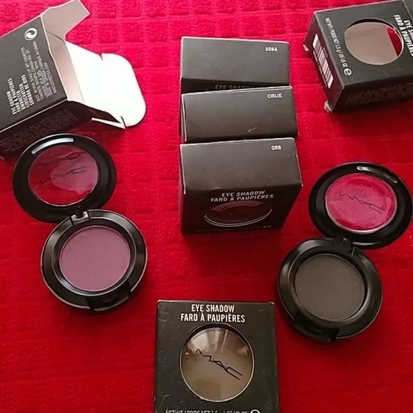 MAC eyeshadows - Picture 4 of 4