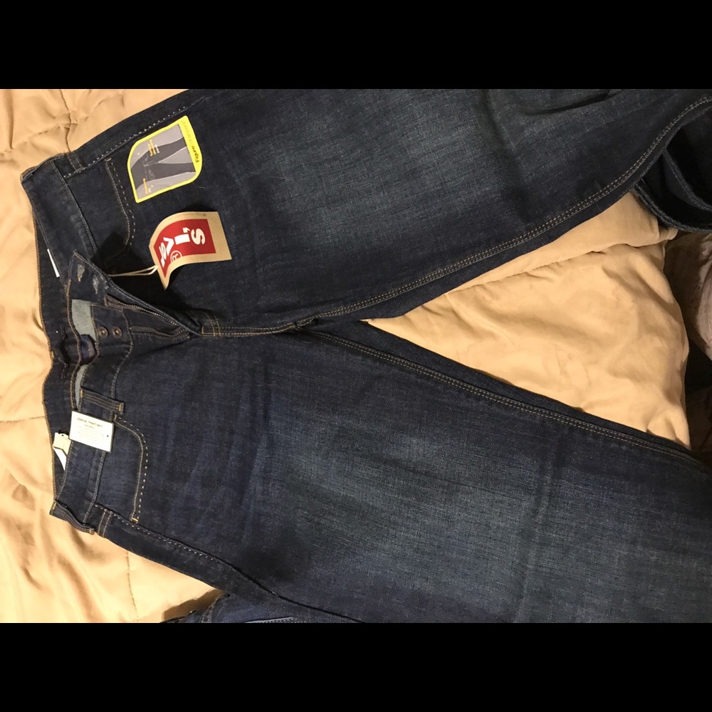 Jeans - Picture 2 of 3