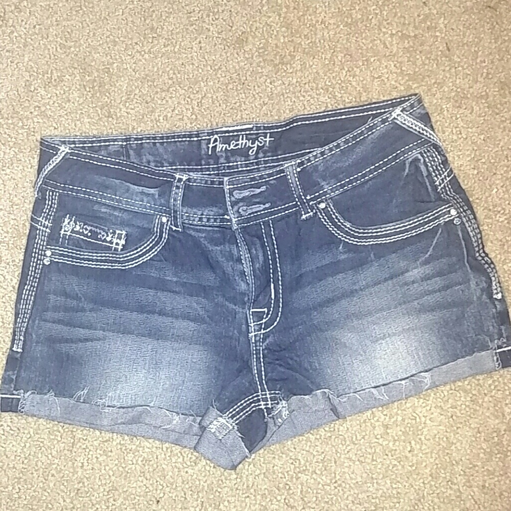 Amethyst jean shorts