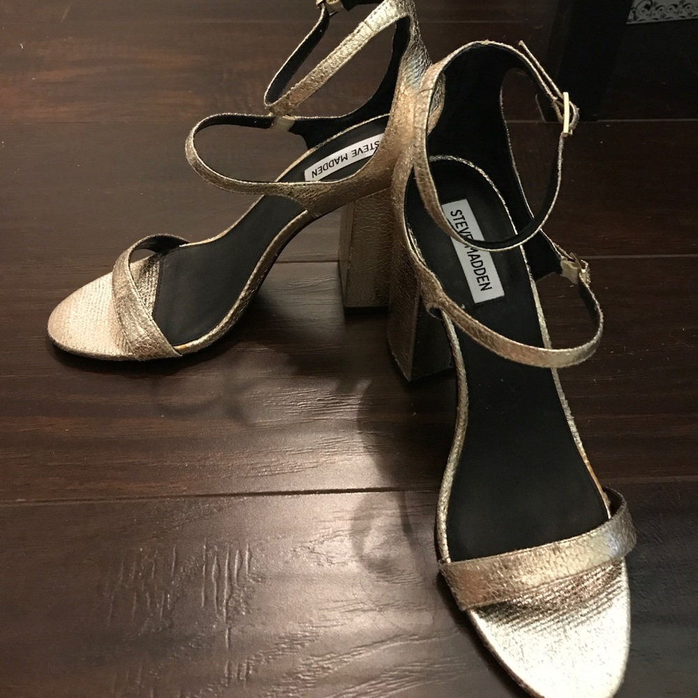 Steve Madden PARRSON silver metallic heels