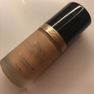 Too Faced Born This Way Foundation Nude