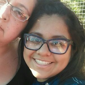 Meet your Posher, Abelia