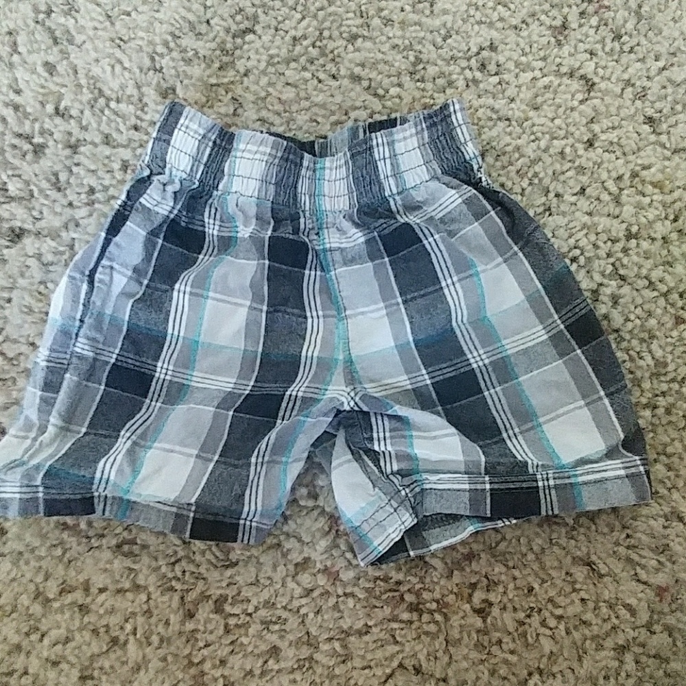 Cute plaid shorts baby