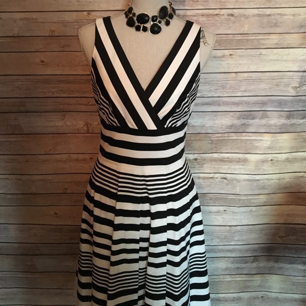 White House Black Market Dress