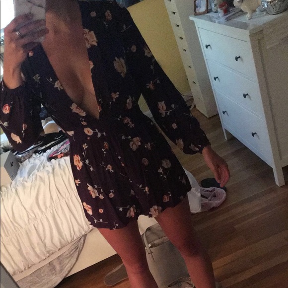 Floral Romper 🌸 - Picture 5 of 5