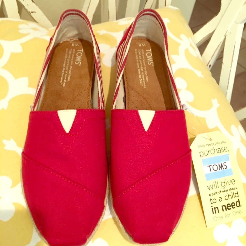 TOMS shoes