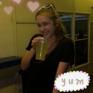 Meet your Posher, Hannah