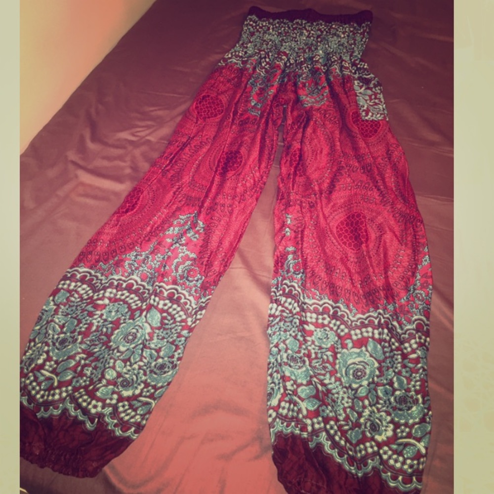 Wome's Smocked Yoga/Harem Pants