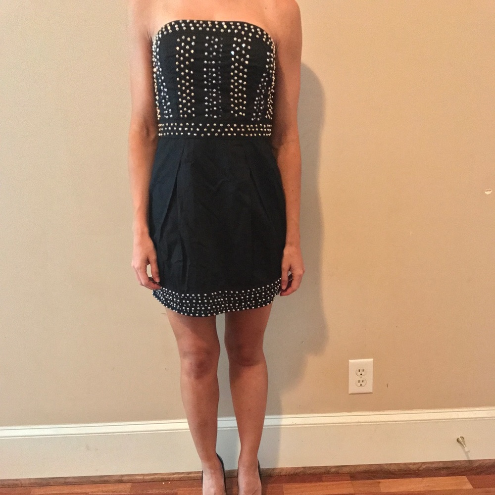 SALE 🎉NWT French Connection Size 4 Black Dress!