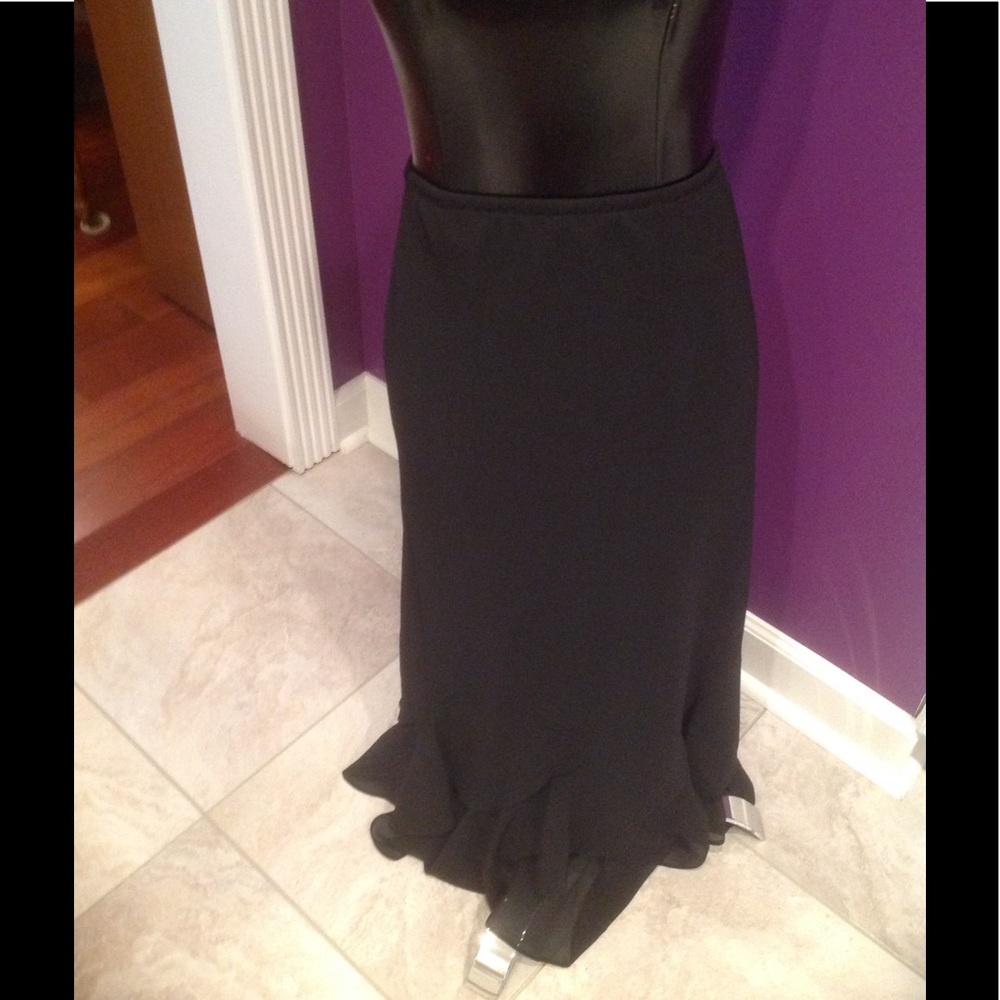 Metaphore NWT Black Ruffle Skirt XL