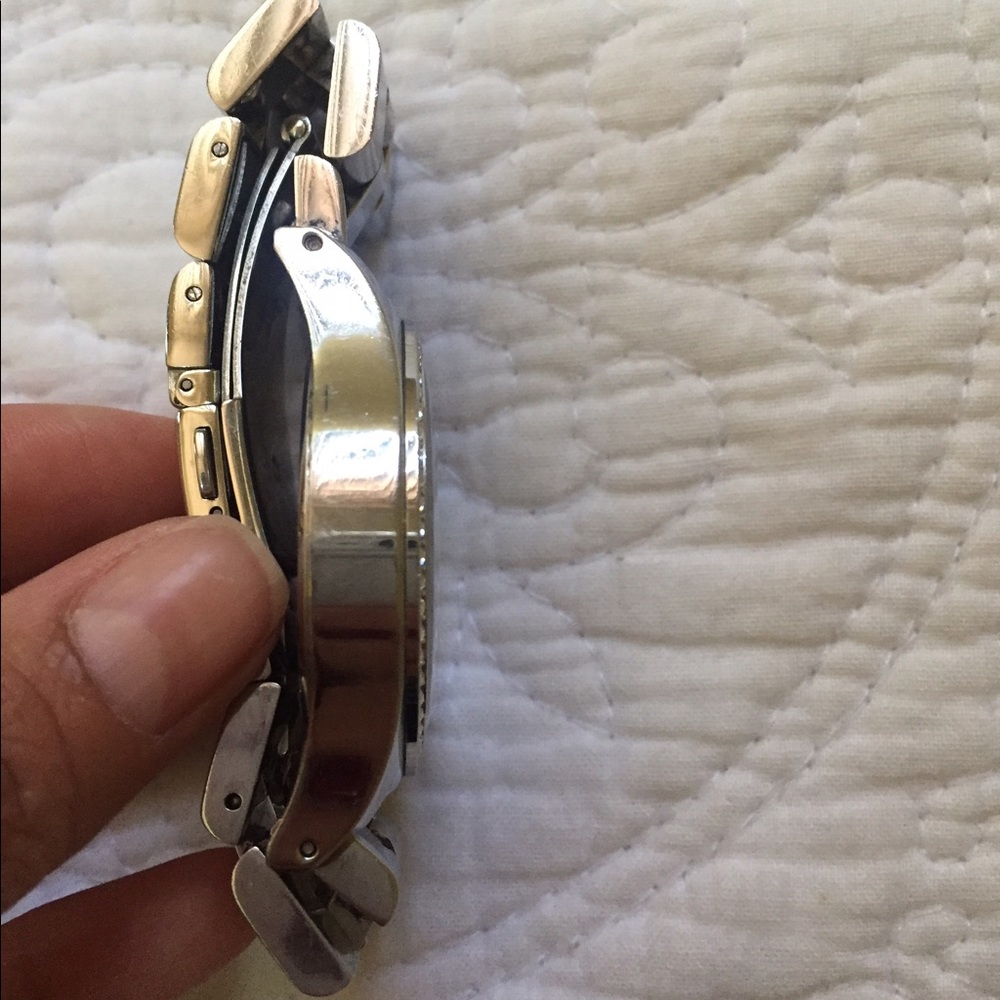 Marc Jacobs Watch - Picture 3 of 6