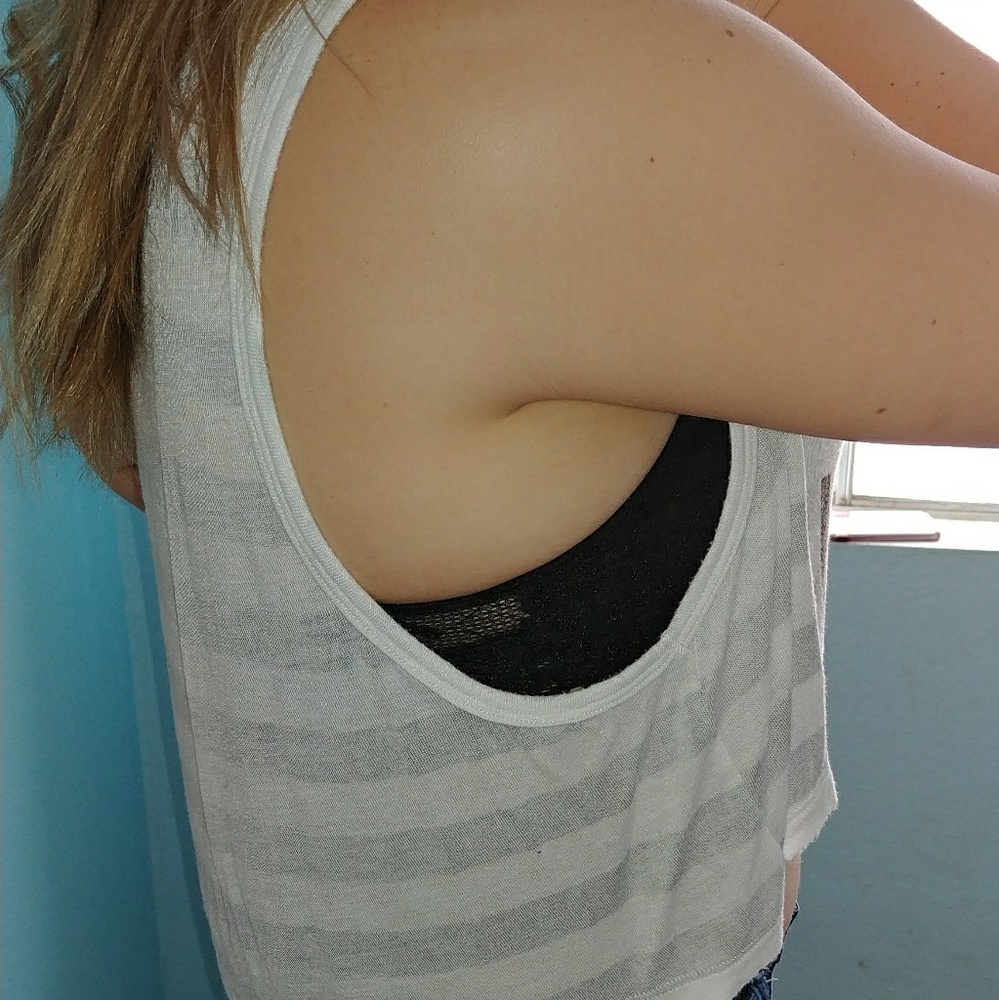 Hope crop top - Picture 3 of 3