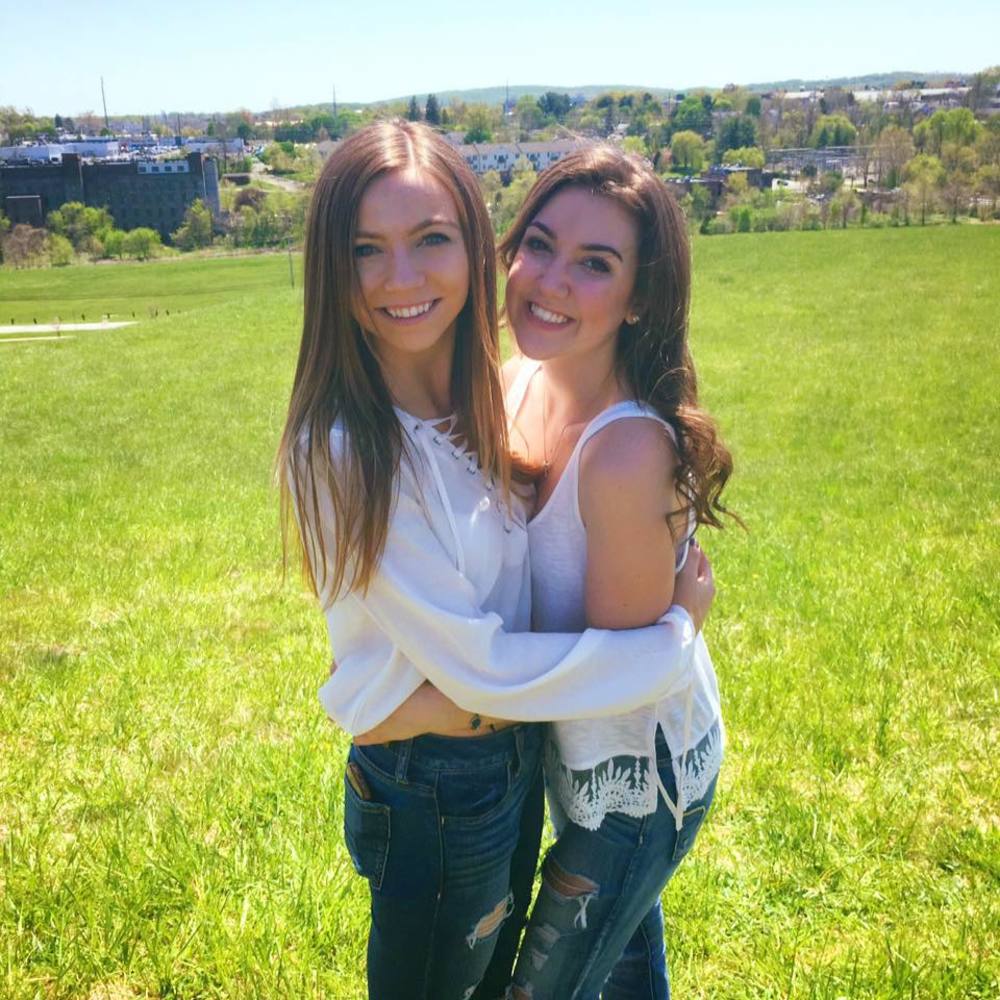 Meet your Posher, Devany