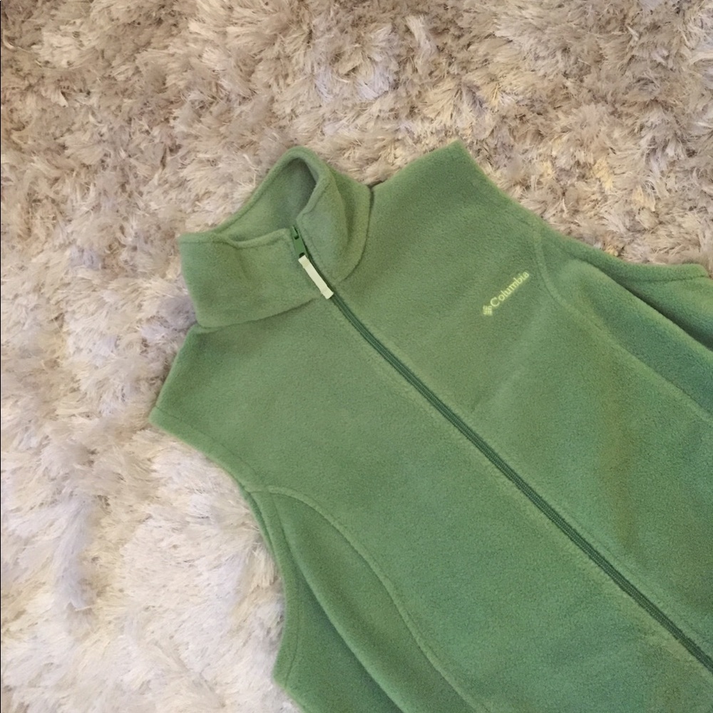 Green Fleece Columbia Vest