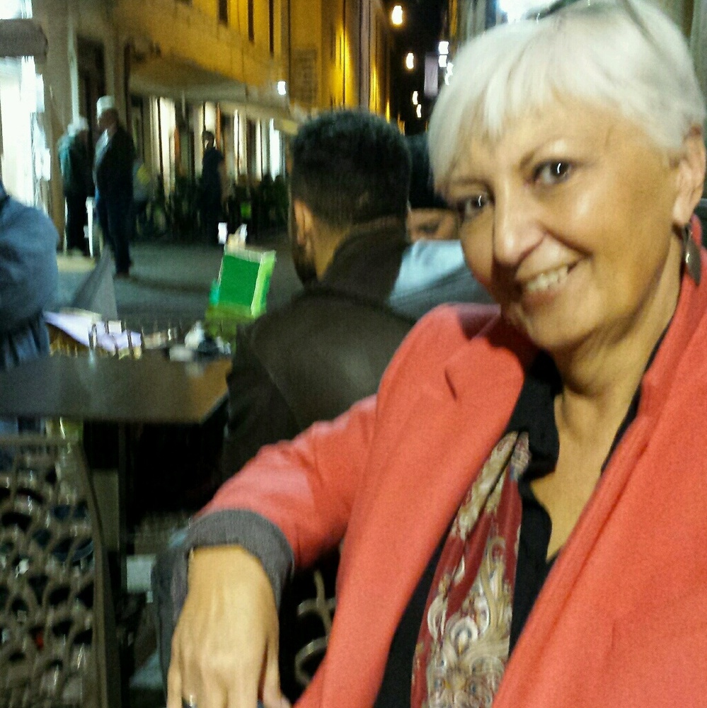 Meet your Posher, Joan