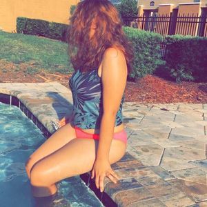 Meet your Posher, Nichole