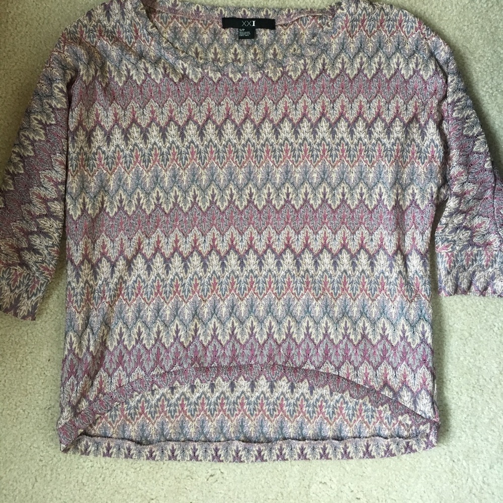 Forever 21 shirt size S