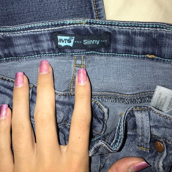 Levi's Jeans - Picture 3 of 4