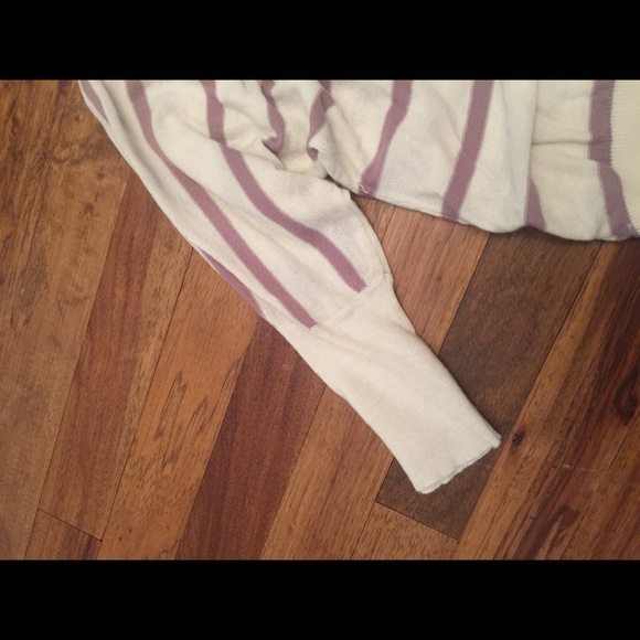 3/4 sleeve sweater - Picture 3 of 4