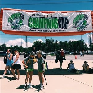 Meet your Posher, Mia