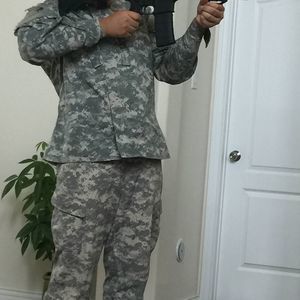 Meet your Posher, Olivarez