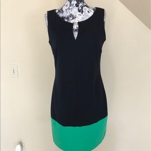 Sleeveless dress