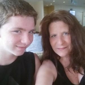 Meet your Posher, Shilo