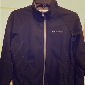 Columbia zip up jacket
