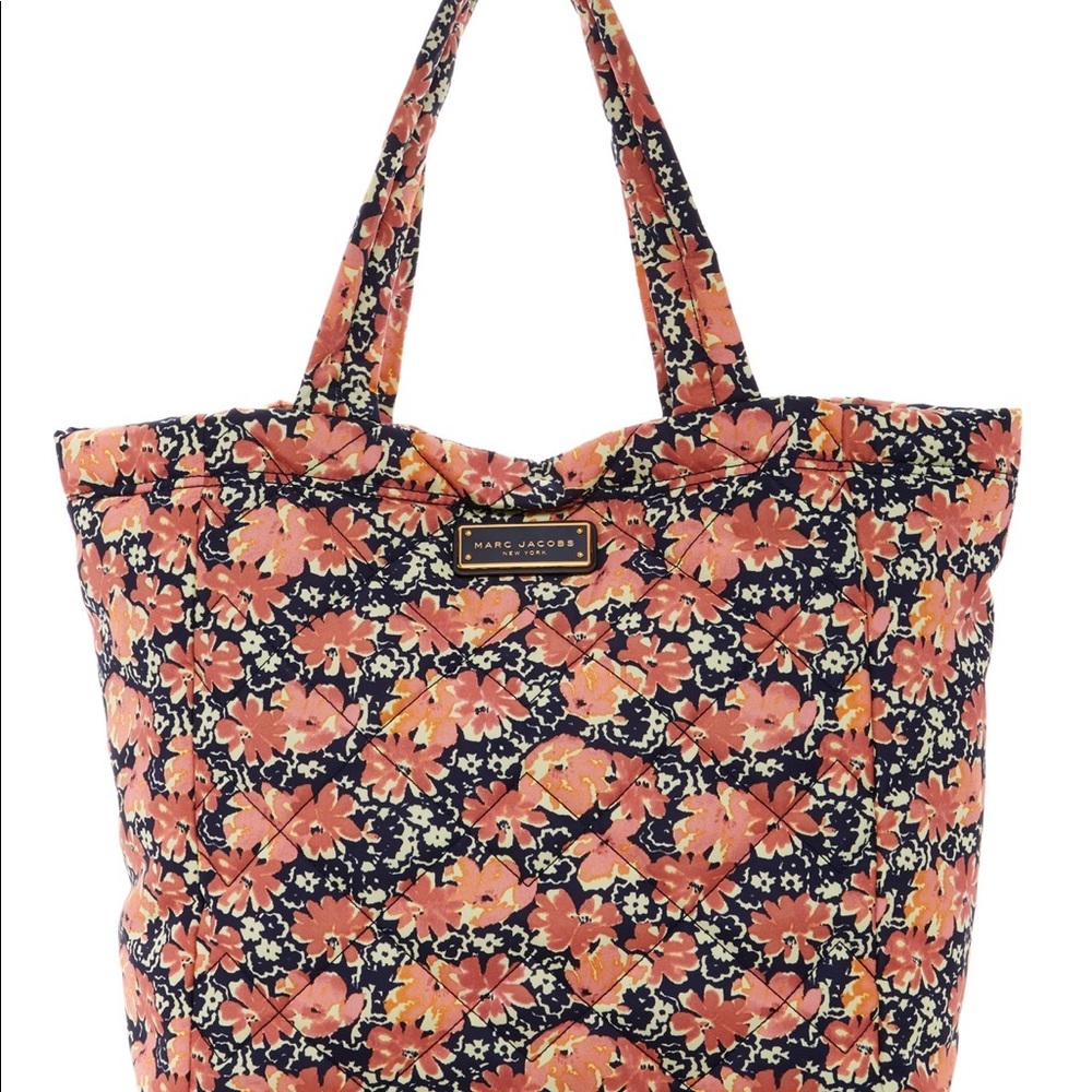 NWT Marc Jacobs Quilted Wildflowers Tote - Picture 2 of 8