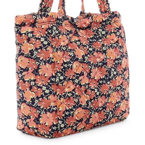 NWT Marc Jacobs Quilted Wildflowers Tote - Picture 4 of 8
