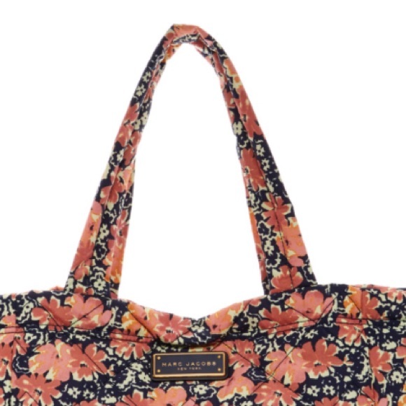 NWT Marc Jacobs Quilted Wildflowers Tote - Picture 8 of 8