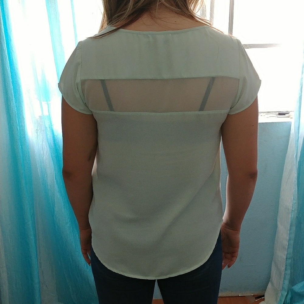 Light blue blouse - Picture 3 of 5