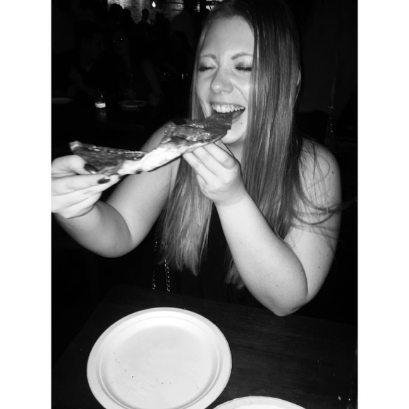 Meet your Posher, Cara - Picture 1 of 1