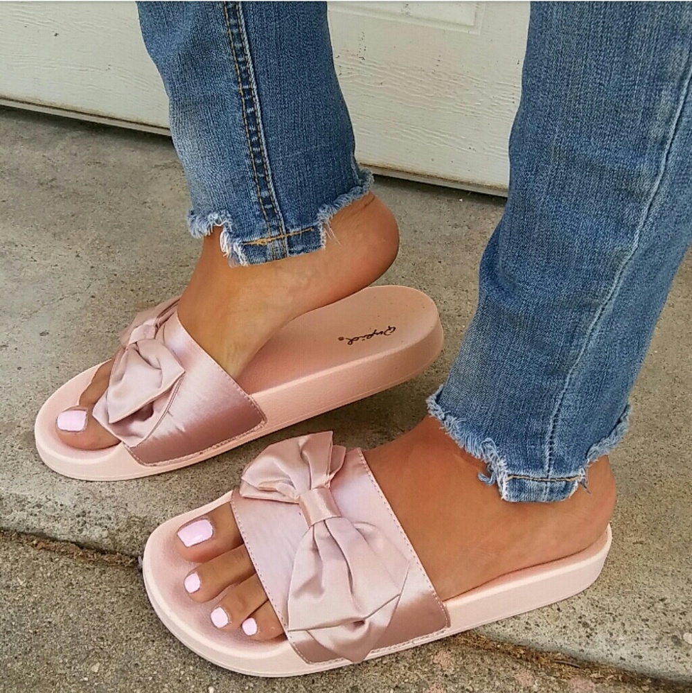 //The Kim// Pink satin bow slides - Picture 4 of 5