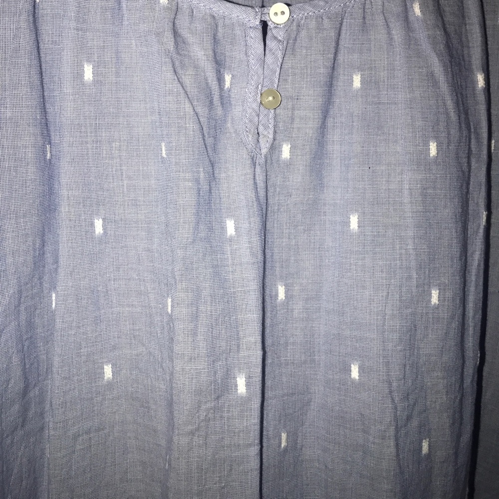 Gap Flowy Blouse !
