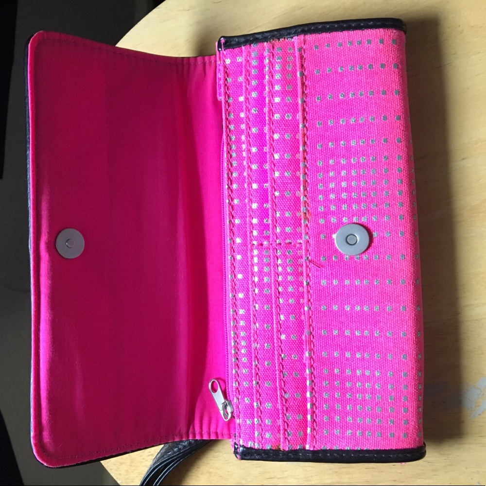 Wallet - Picture 2 of 4