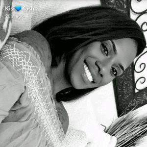 Meet your Posher, Markisia