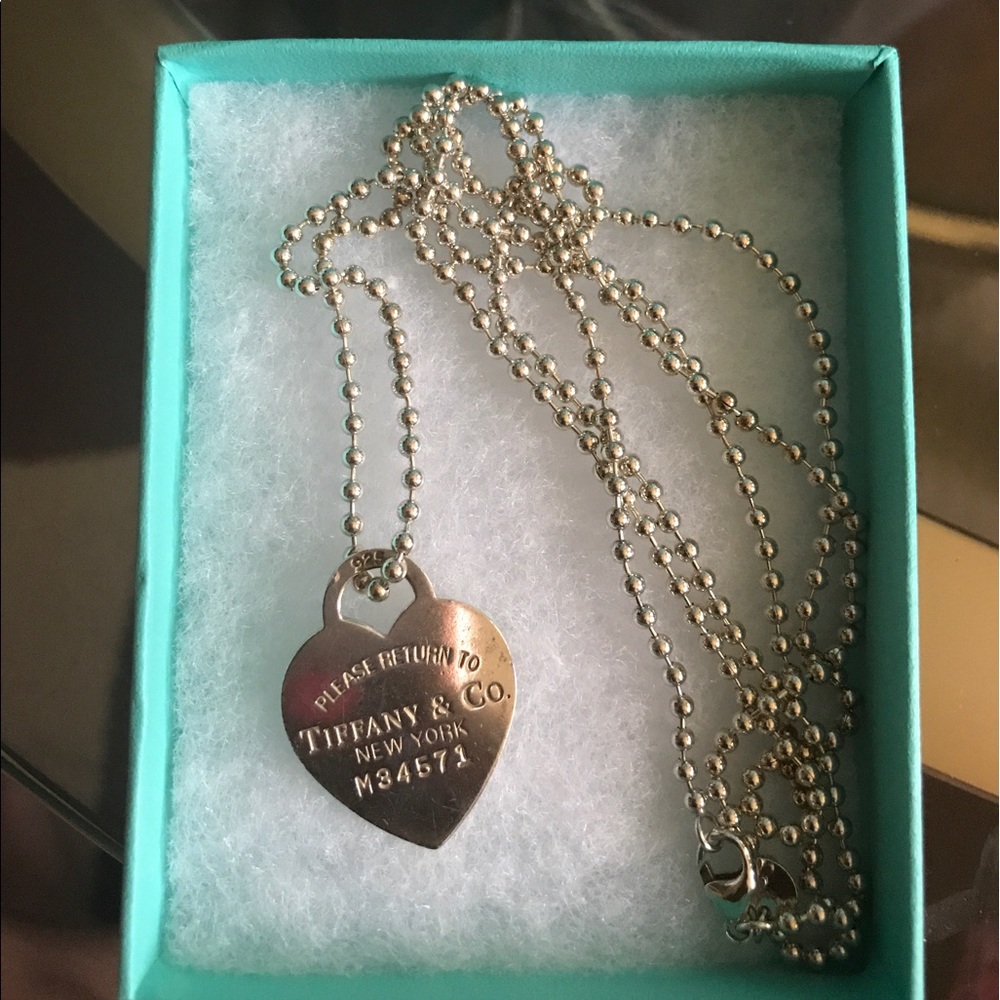 AUTHENTIC Tiffany & Co. Heart ❤️ Dog tag Necklace