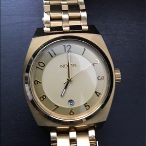 Nixon watch (The Monopoly)