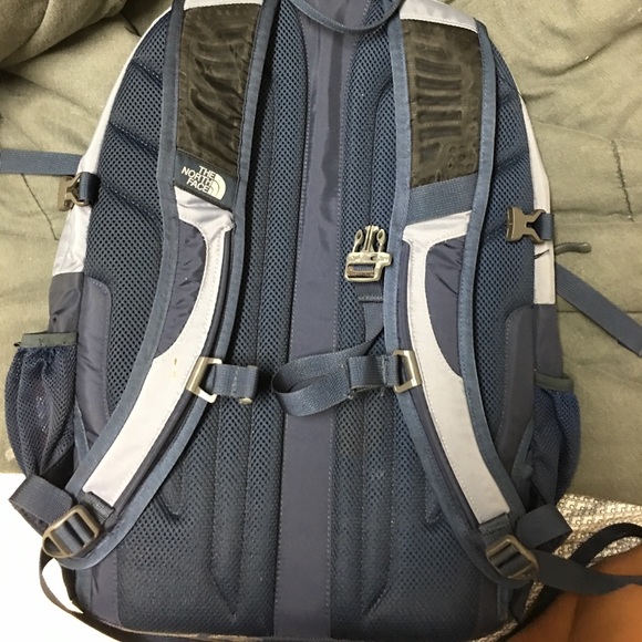 North face back pack - Picture 4 of 4
